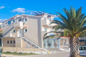 Apartments in Rogoznica 36019